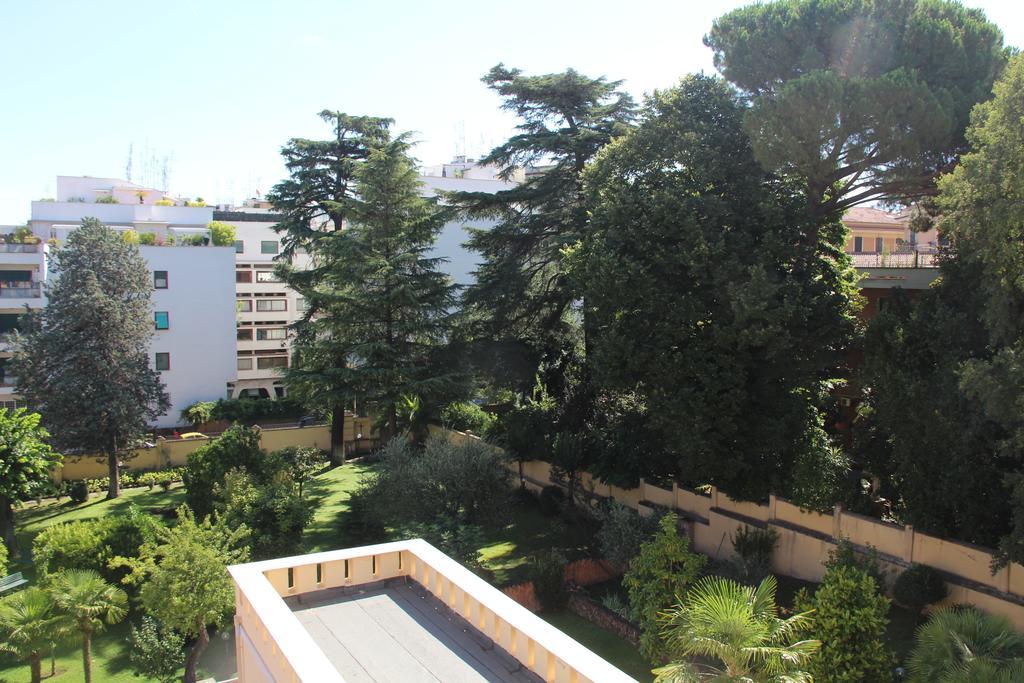 Room In Roma Isole ห้อง รูปภาพ