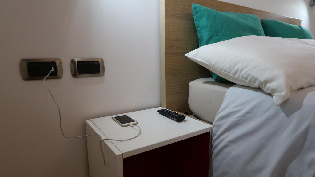 Room In Roma Isole ภายนอก รูปภาพ